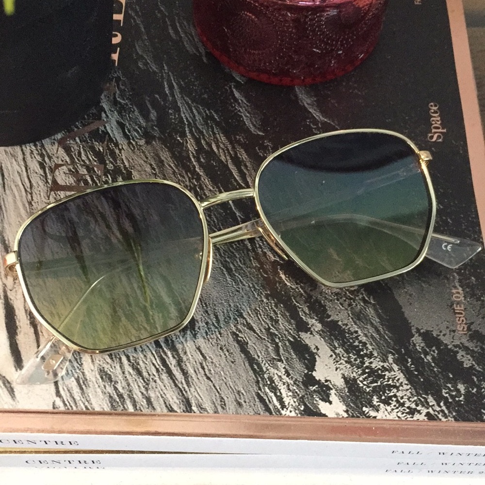 Le Spec Sunglasses